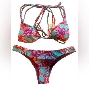 SOFIA BY ViX PAULA HERMANNY FLORAL BIKINI SIZE SMALL